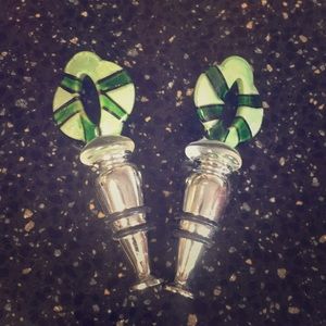 Decorative glass wine stoppers 🍷